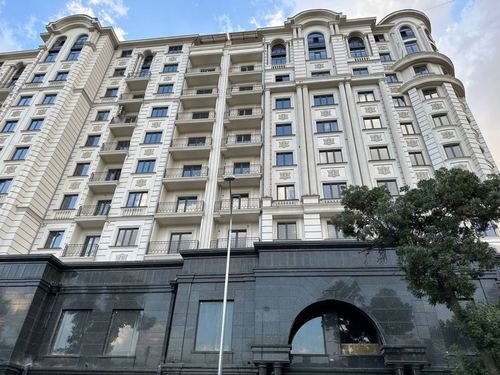 Продается помещение ЖК Мухташам 149м2