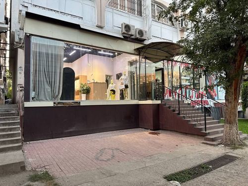 Аренда под бутик,офис,магазин аптека | ор: Метро Айбек, Moti