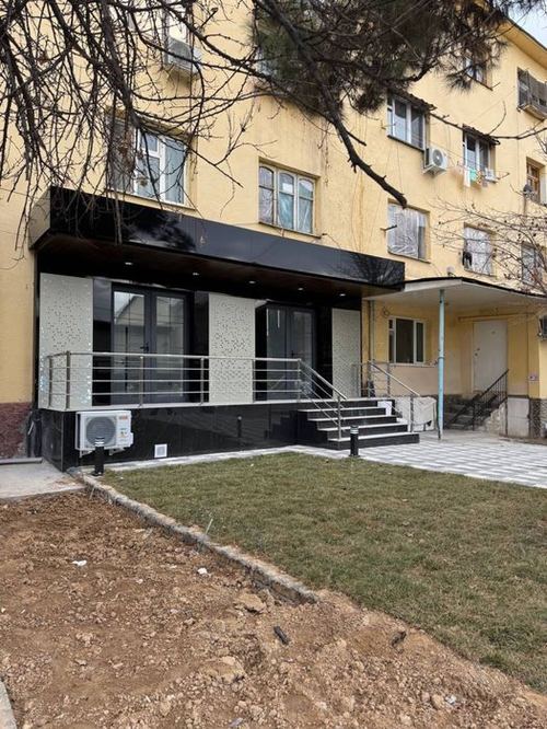 Евро нежилое 42кв.м ор-р бадамзар мечеть срочно