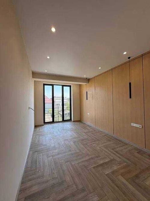 Продается офис Казы махалля, 269м²