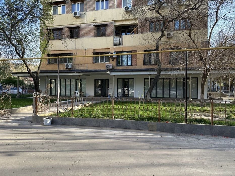 Ц-4 Кафе Централ | 235кв - нежилое помещение Продажа