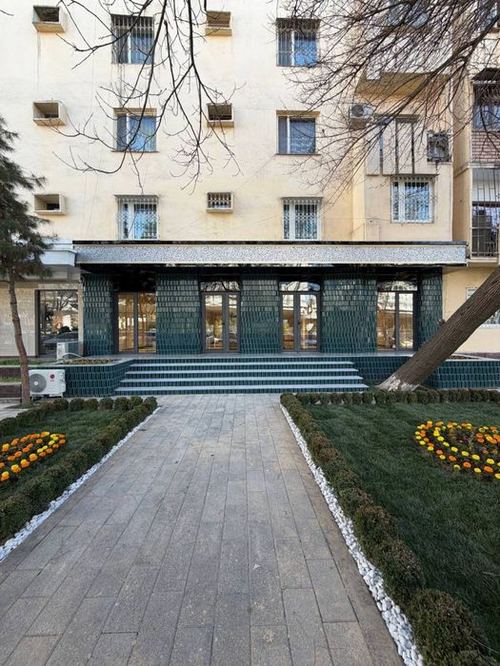 Продаётся Нежилое Помещение - 120 кв.м. - 1я линия!