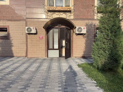 Сдется офис на Алайском ориентир Супер центр 179 кв