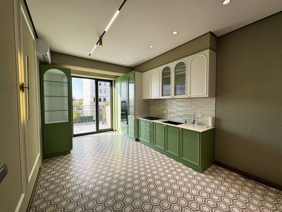 3-комнатная квартира, 90 м², Ташкент, Яккасарайский район, на продажу