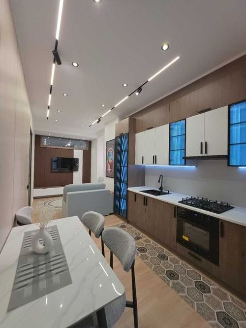 3-xonali kvartira, 56 m²