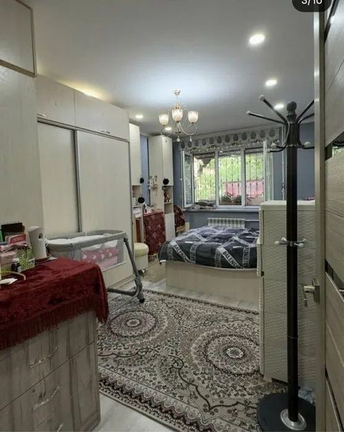 3-xonali kvartira, 70 m²