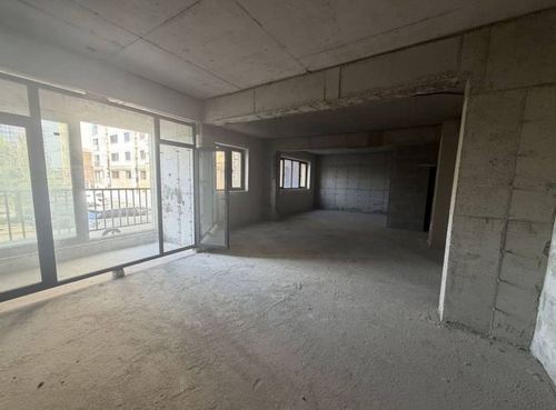3-xonali kvartira, 79 m²