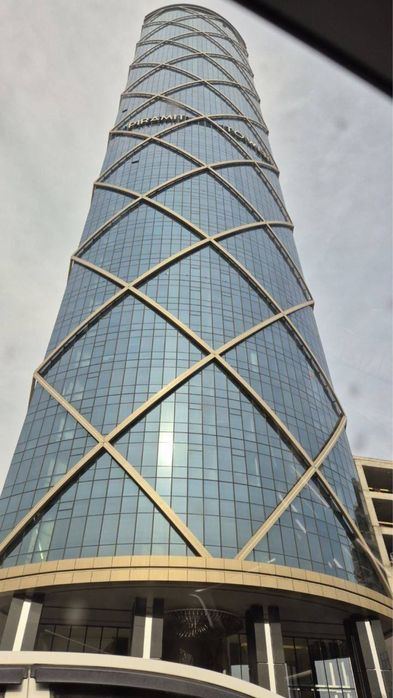 4-xonali kvartira, 129 m²