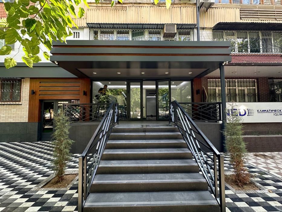 Аренда Срочно Hi-Tech Office Ц-2 Супер Центр 100+75м2 Вдоль дороги