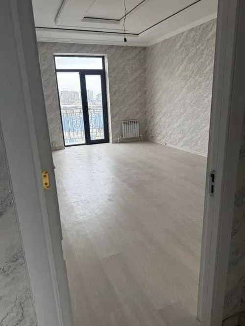 2-xonali kvartira, 83 m²