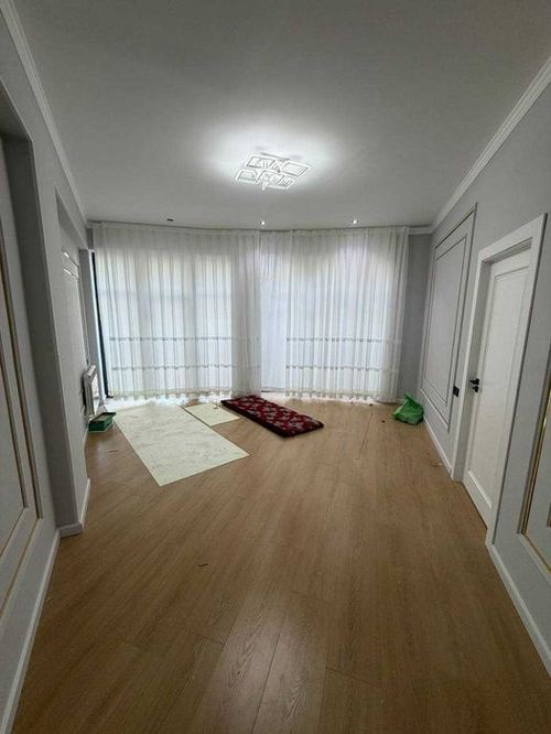 3-xonali kvartira, 75 m²
