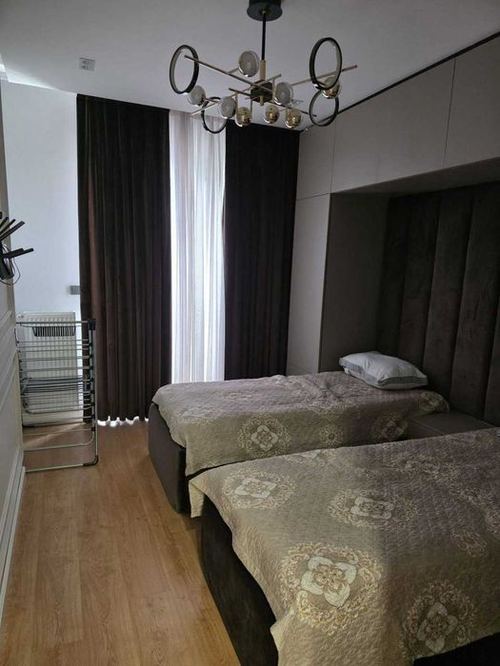 3-xonali kvartira, 82 m²