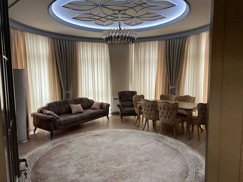 4-xonali kvartira, 135 m²