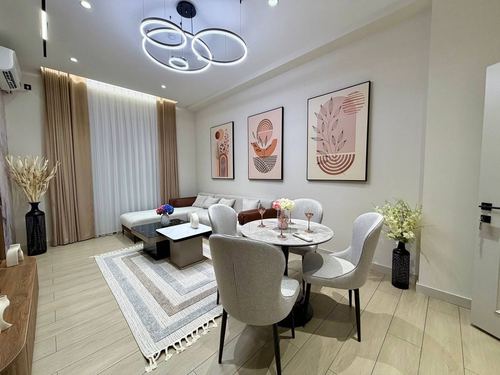3-xonali kvartira, 105 m²