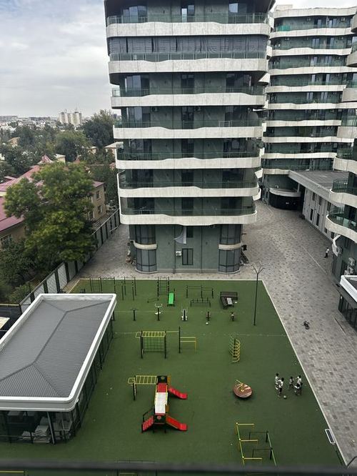3-xonali kvartira, 103 m²