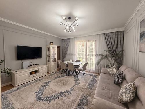 3-xonali kvartira, 83 m²