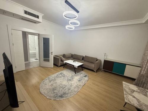 3-xonali kvartira, 83 m²