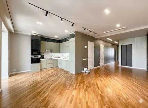 4-room apartment, 130 m²