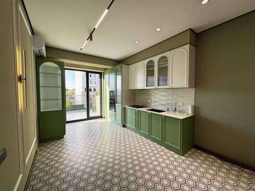 3-xonali kvartira, 90 m²