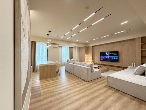3-xonali kvartira, 105 m²