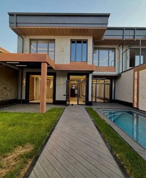 5-комнатный дом, 400 м²