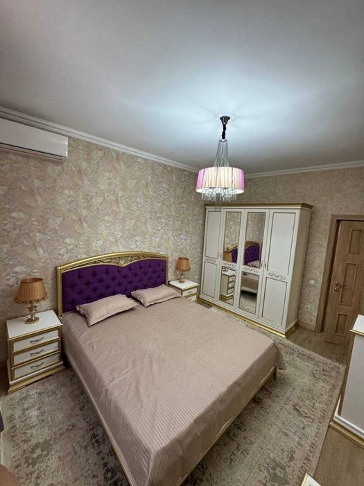 4-комнатная квартира, 90 м², Ташкент, Яккасарайский район, в аренду