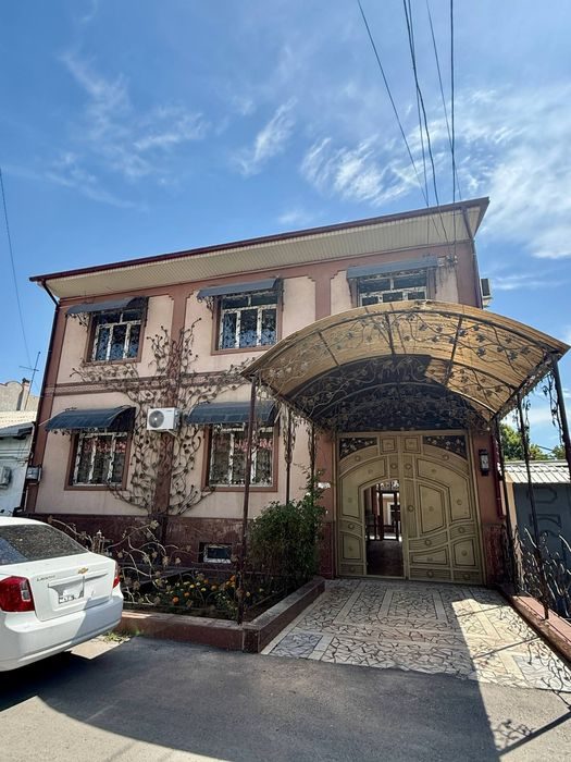 9-комнатный дом, 350 м², Ташкент, Яккасарайский район, на продажу