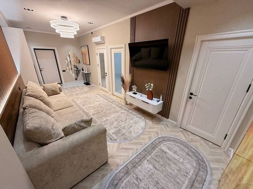 3-xonali kvartira, 95 m²