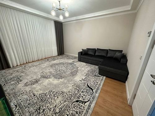 3-xonali kvartira, 82 m²