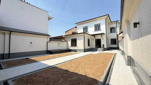 5-комнатный дом, 300 м²
