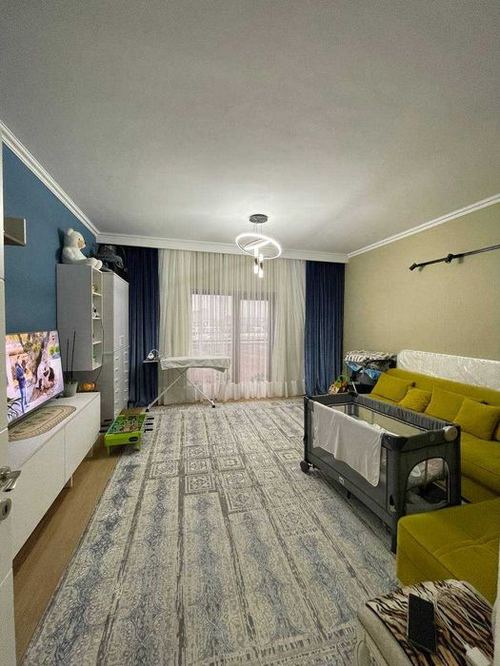 3-xonali kvartira, 82 m²