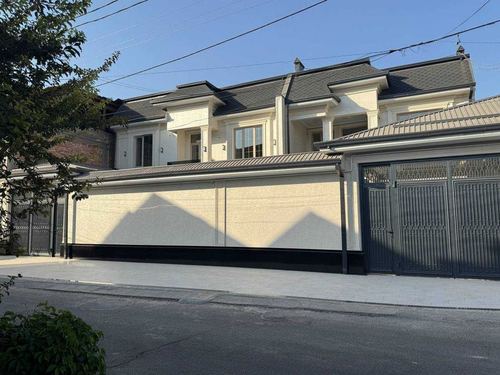 6-комнатный дом, 450 м²