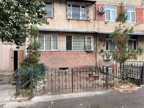 3-xonali kvartira, 65 m²