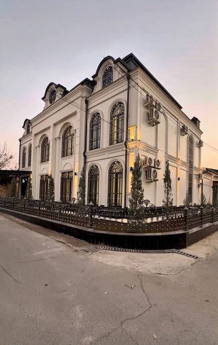 6-комнатный дом, 480 м²