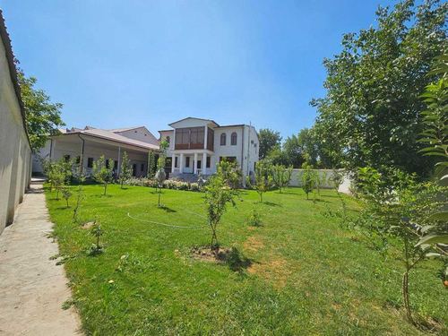 6-комнатный дом, 500 м²