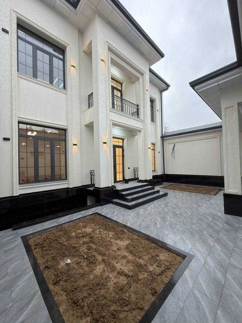 6-комнатный дом, 450 м²