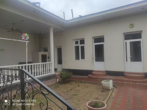 8-xonali uy, 350 m²