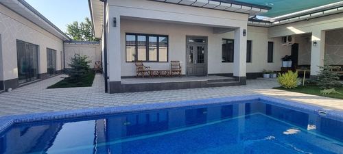 4-комнатный дом, 600 м²