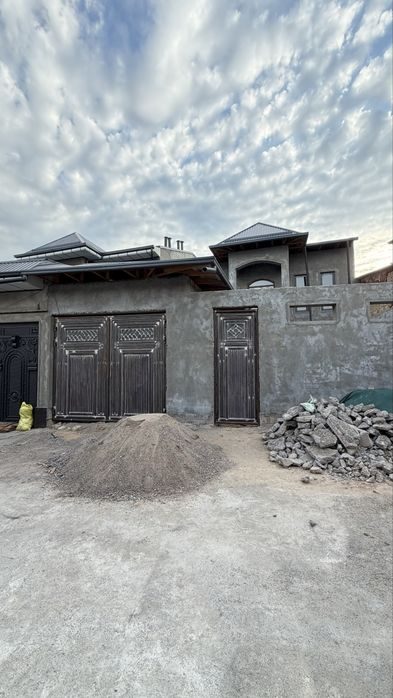 8-xonali uy, 450 m², Toshkent, Yakkasaroy tumani, sotuvga