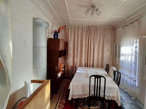 6-комнатный дом, 372 м²