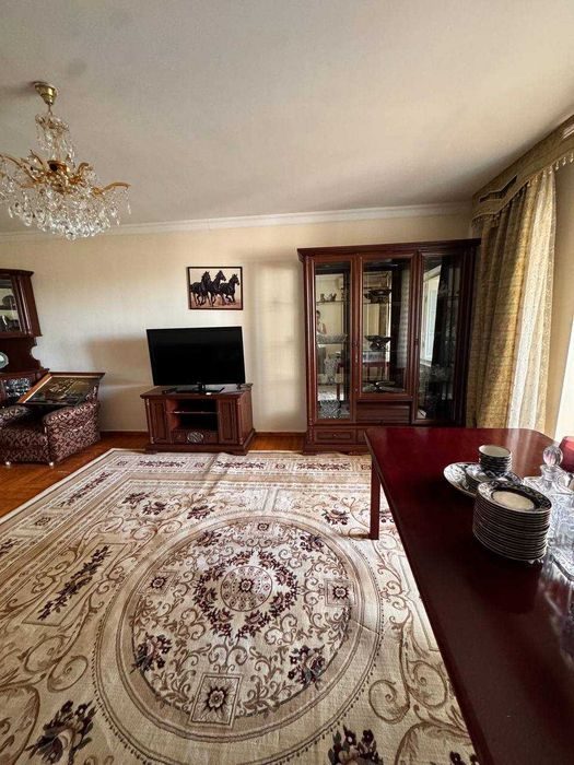 5-xonali kvartira, 150 m², Toshkent, Yakkasaroy tumani, ijaraga