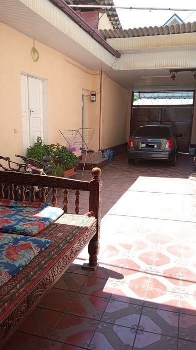 5-комнатный дом, 250 м²