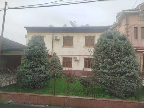 6-комнатный дом, 600 м²