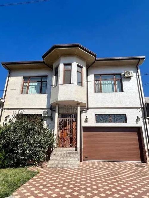 7-комнатный дом, 400 м²