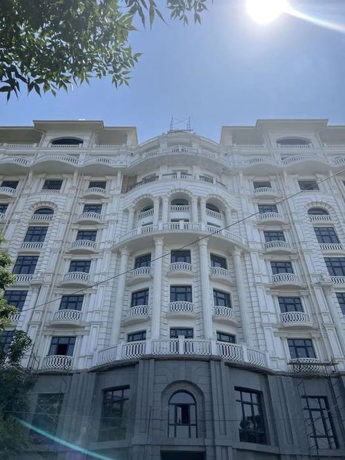 3-xonali kvartira, 105 m²