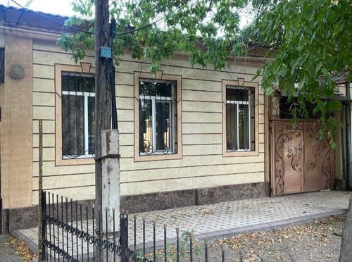 6-комнатный дом, 200 м²