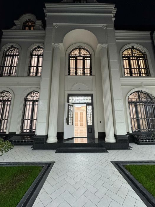 6-комнатный дом, 480 м², Ташкент, Яккасарайский район, на продажу