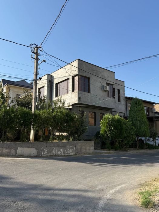4-room cottage, 200 m², Tashkent, Yakkasaray District, for rent