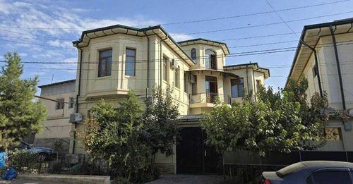 10-комнатный дом, 300 м²