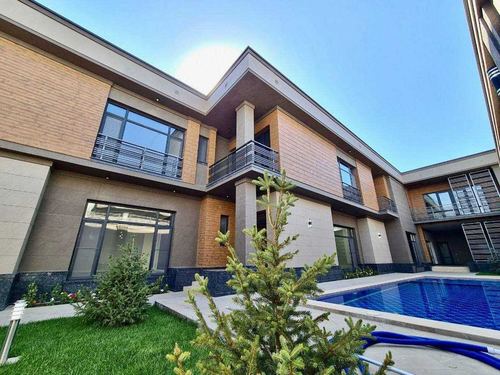 6-xonali uy, 300 m²